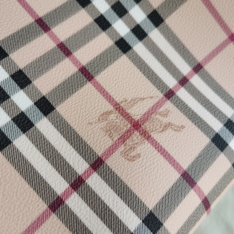 Burberry Shopping Bags 4237F-0377