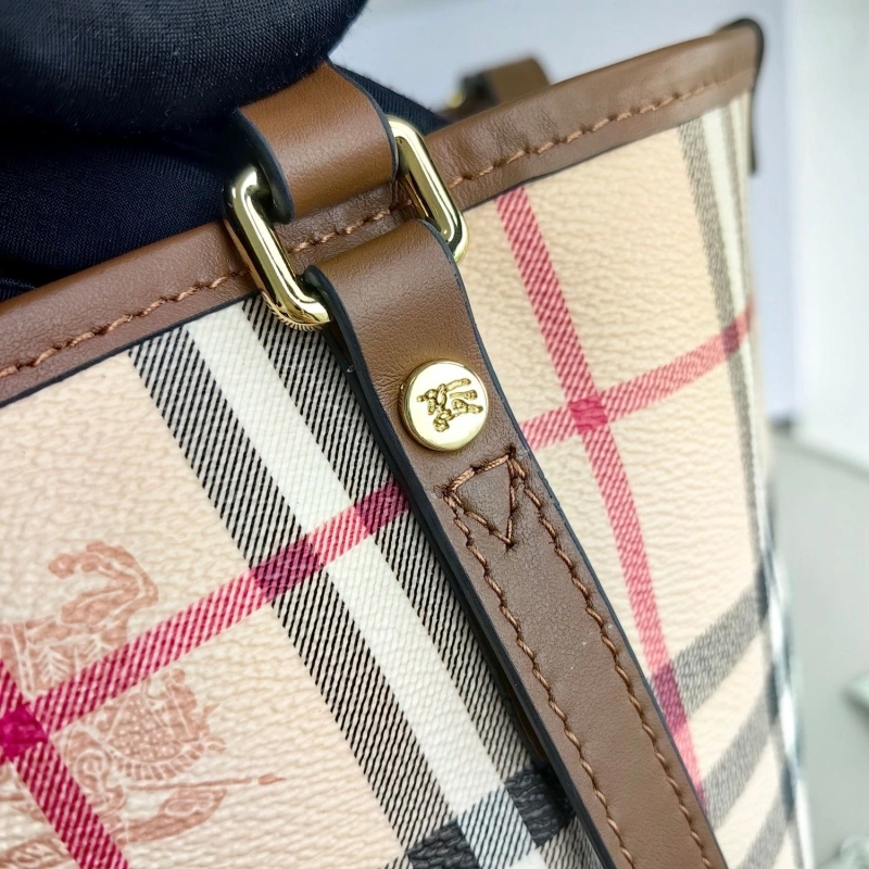 Burberry Shopping Bags 4237F-0381