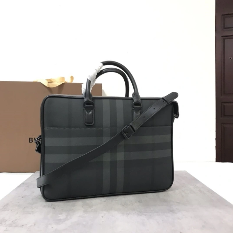 Mens Burberry Briefcases 4237F-0400