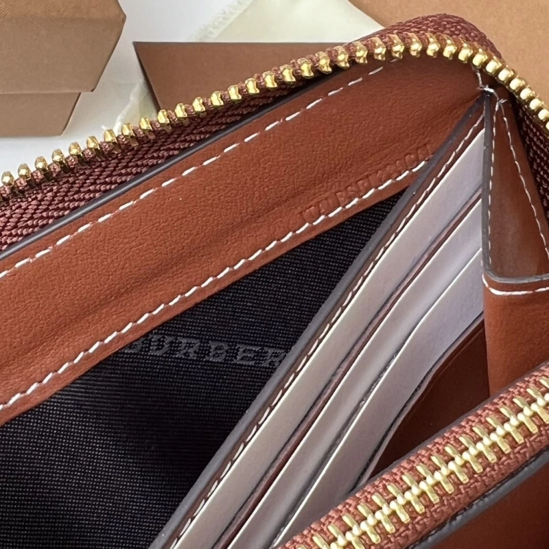 Burberry Wallets 4237F-0408