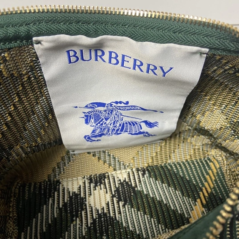 Burberry Top Handle Bags 4237F-0421
