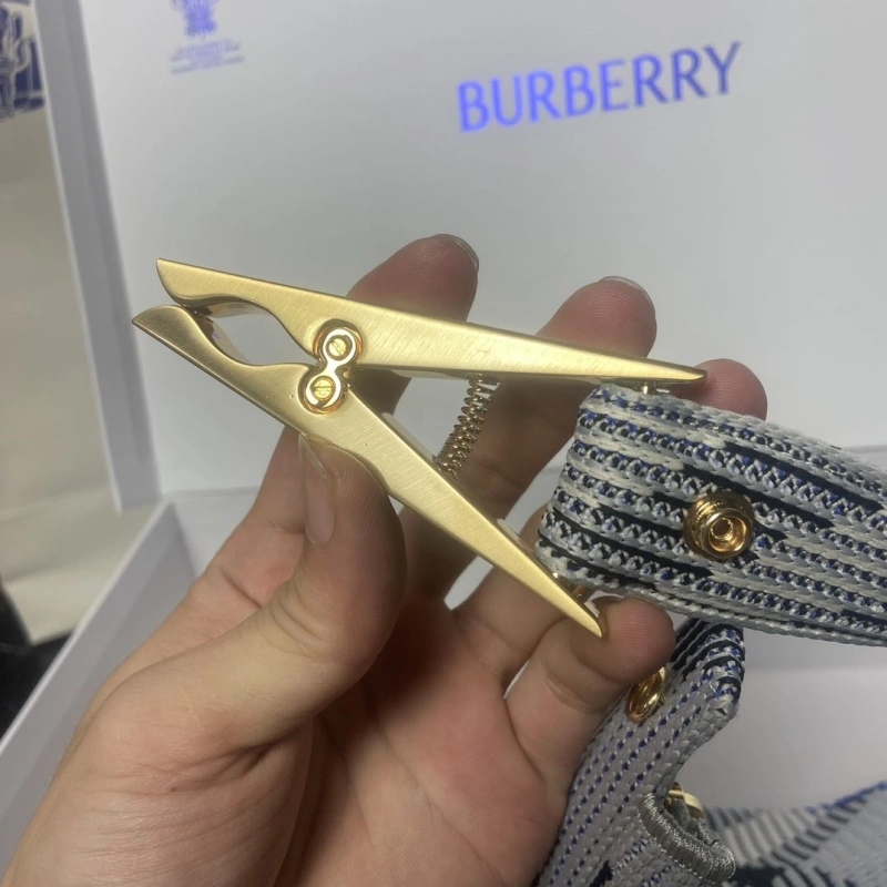 Burberry Top Handle Bags 4237F-0422