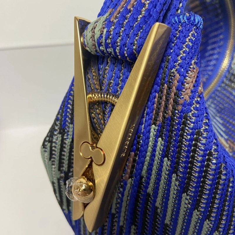 Burberry Top Handle Bags 4237F-0423