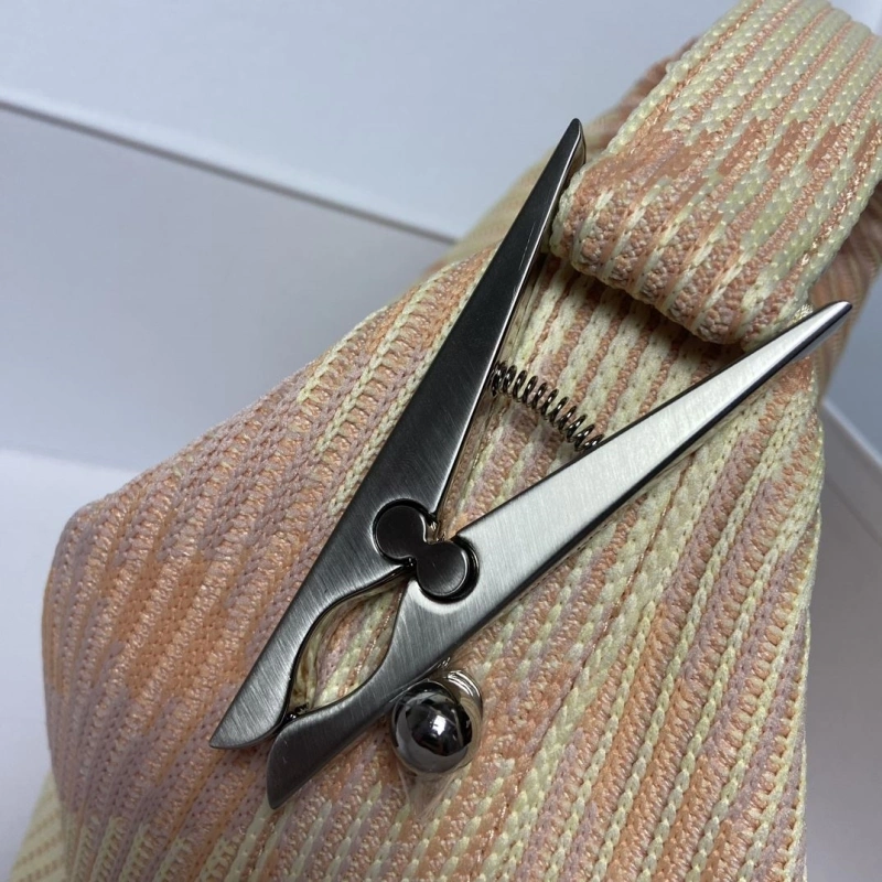 Burberry Top Handle Bags 4237F-0424