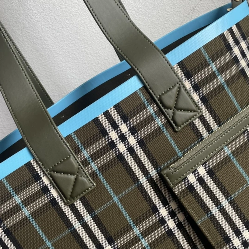 Burberry Shopping Bags 4237F-0450