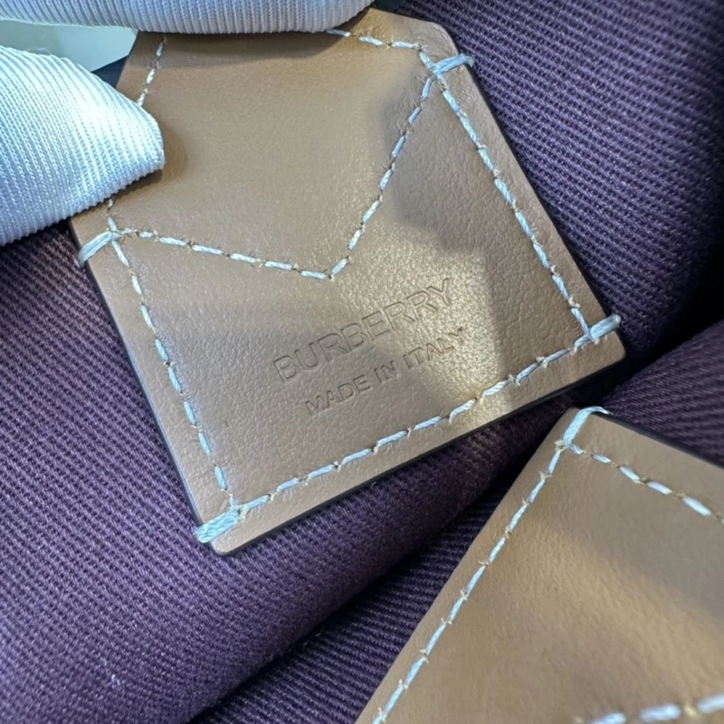 Burberry Top Handle Bags 4237F-0451