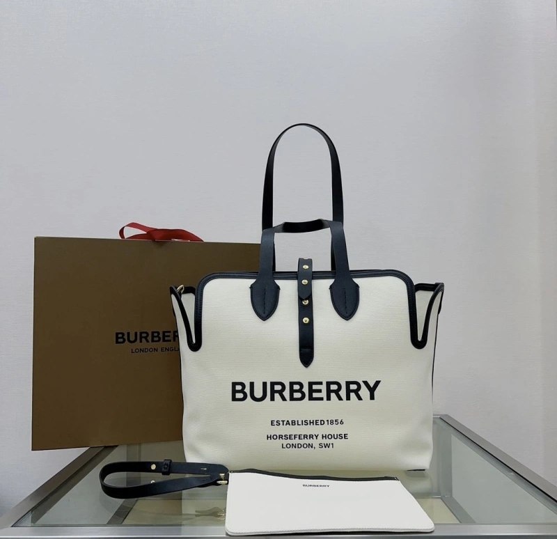 Burberry Shopping Bags 4237F-0458