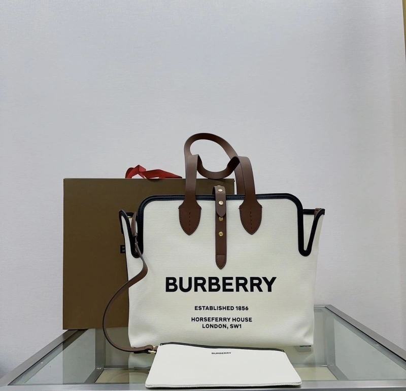 Burberry Shopping Bags 4237F-0459