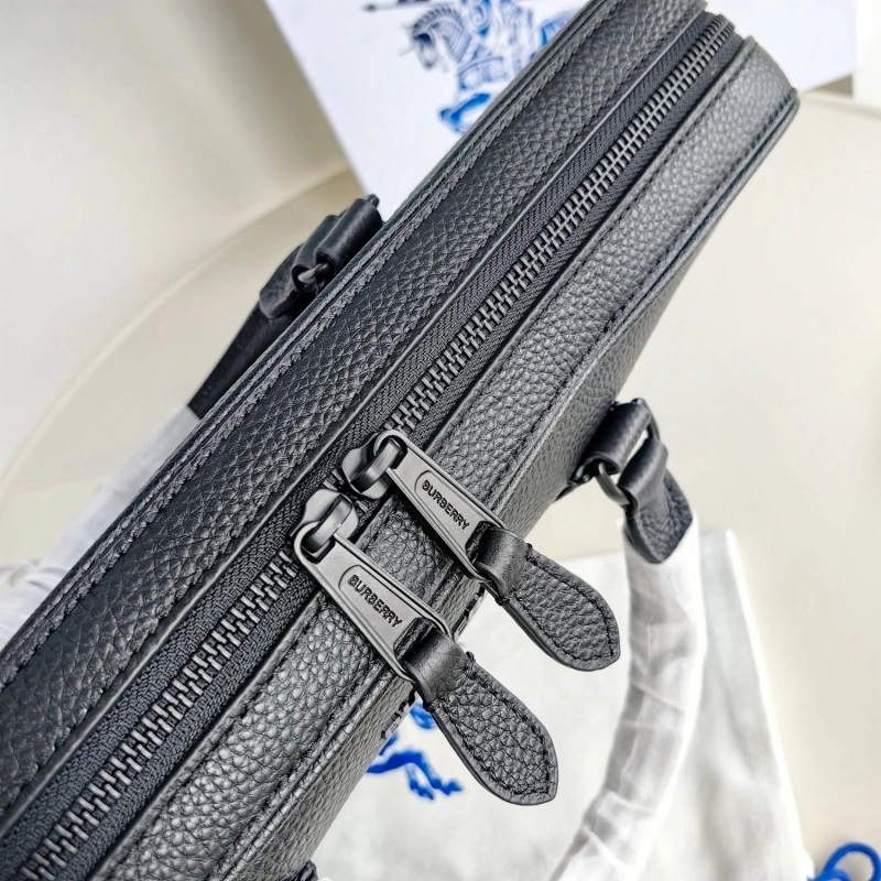 Mens Burberry Briefcases 4237F-0474