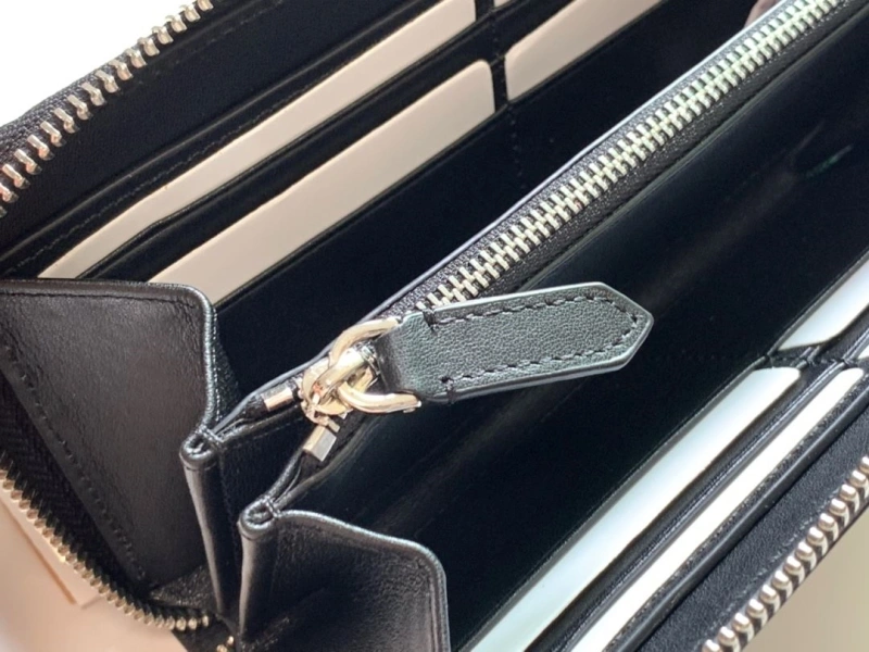 Burberry Wallets 4237F-0521