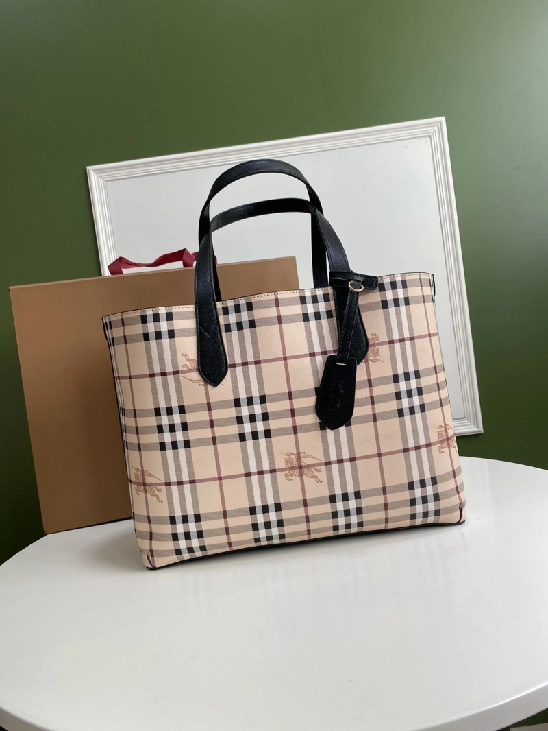 Burberry Shopping Bags 4237F-0531