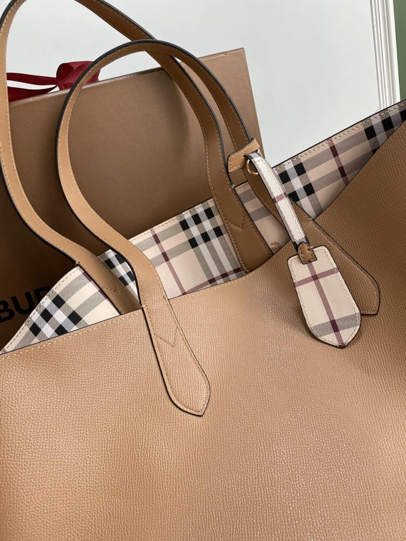 Burberry Shopping Bags 4237F-0532