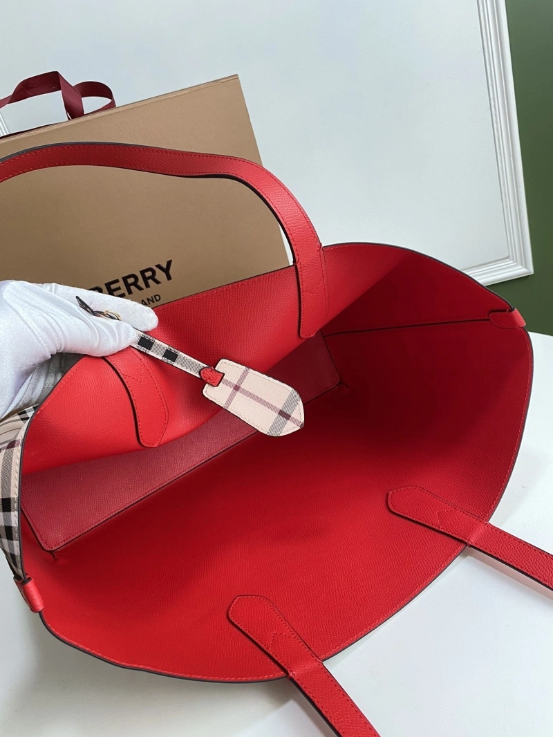 Burberry Shopping Bags 4237F-0534