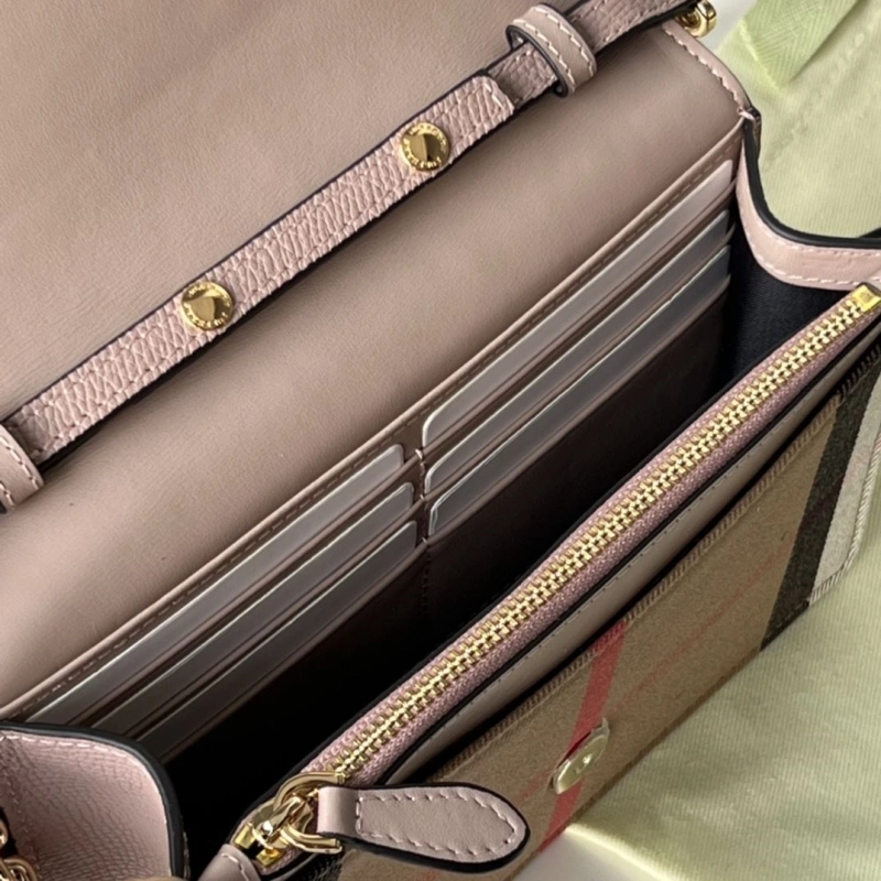 Burberry Wallets 4237F-0539