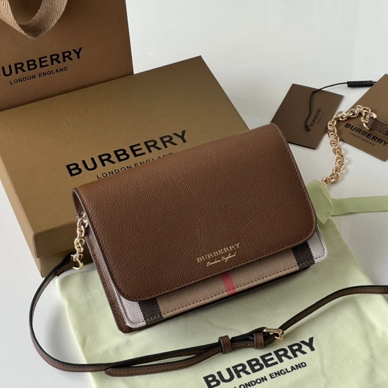 Burberry Wallets 4237F-0540