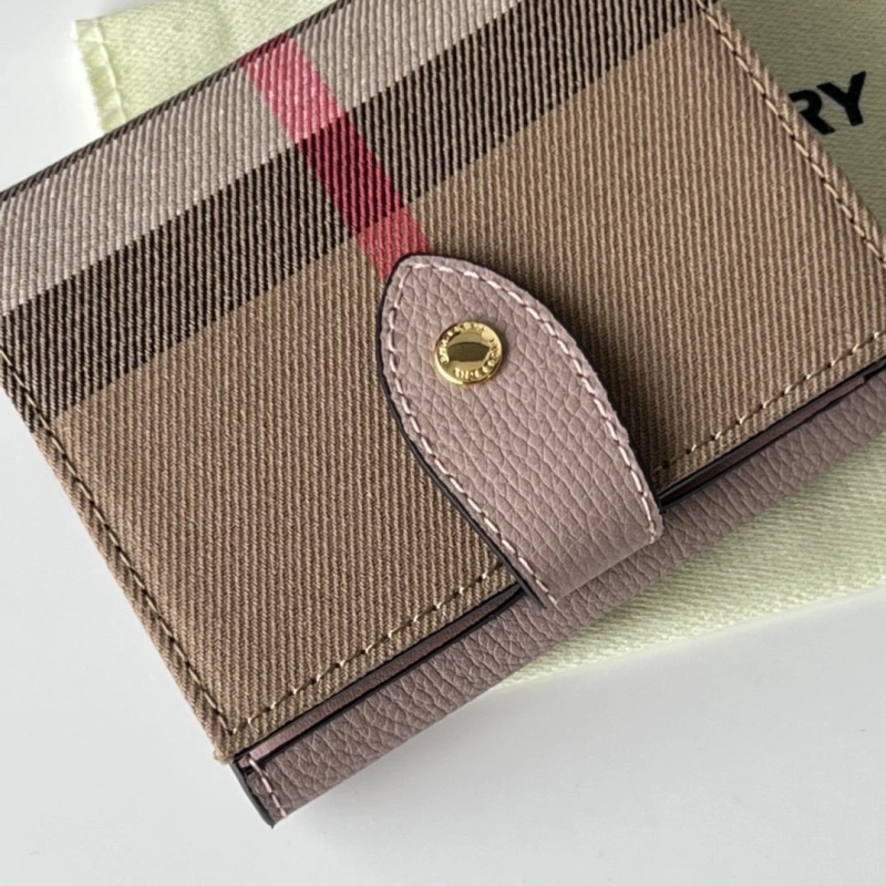 Burberry Wallets 4237F-0541