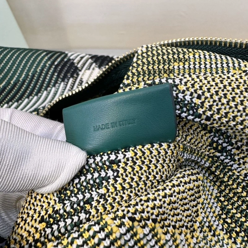 Burberry Top Handle Bags 4237H-0005