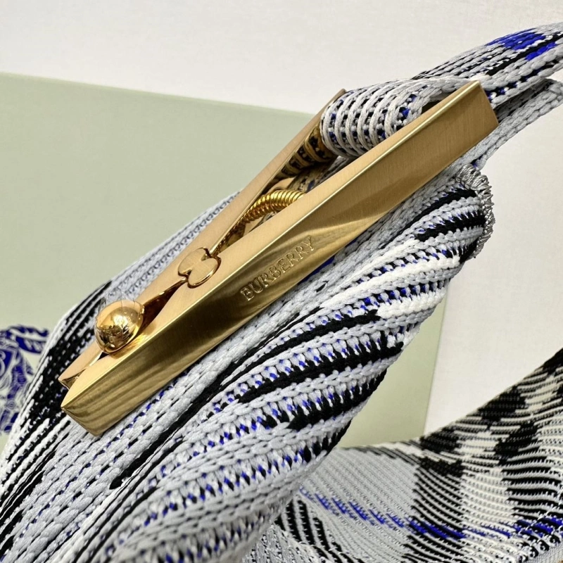 Burberry Top Handle Bags 4237H-0007