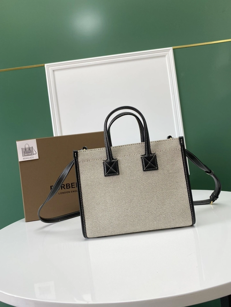 Burberry Shopping Bags 4237H-0024