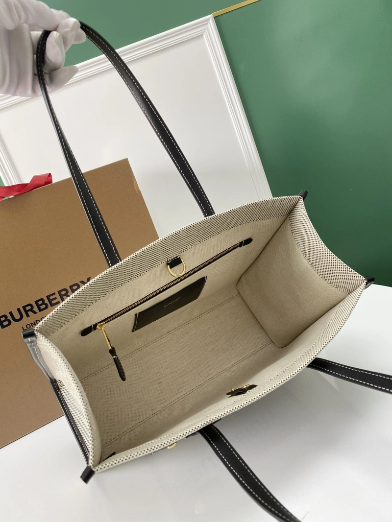 Burberry Shopping Bags 4237H-0025
