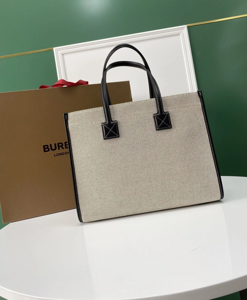 Burberry Shopping Bags 4237H-0025