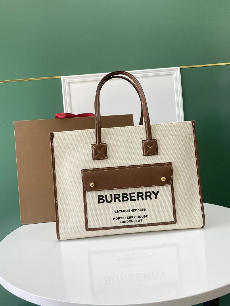 Burberry Shopping Bags 4237H-0027