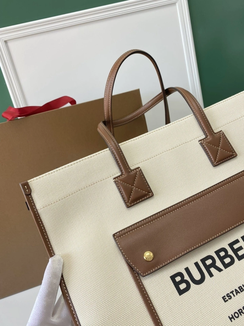 Burberry Shopping Bags 4237H-0027
