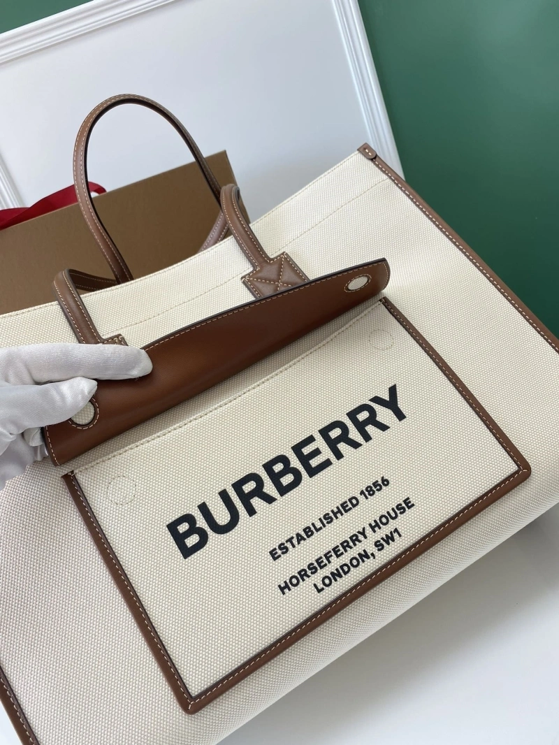 Burberry Shopping Bags 4237H-0027