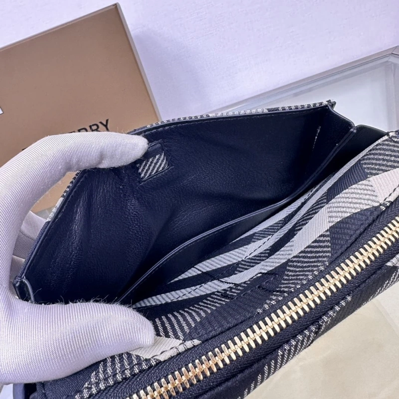 Burberry Satchel Bags 4237H-0040