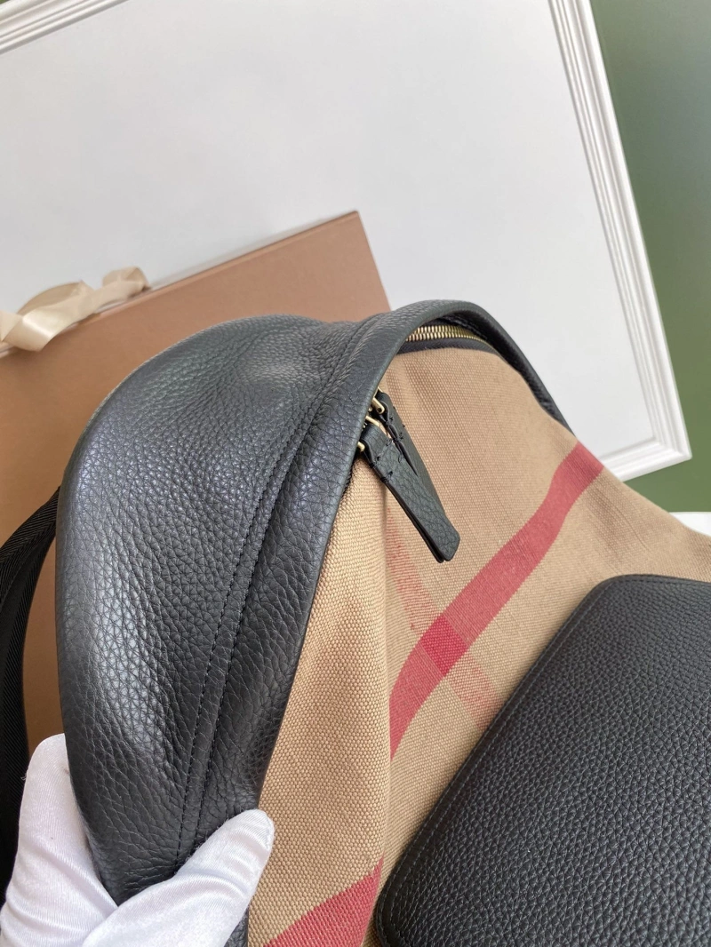 Burberry Backpacks 4237H-0042