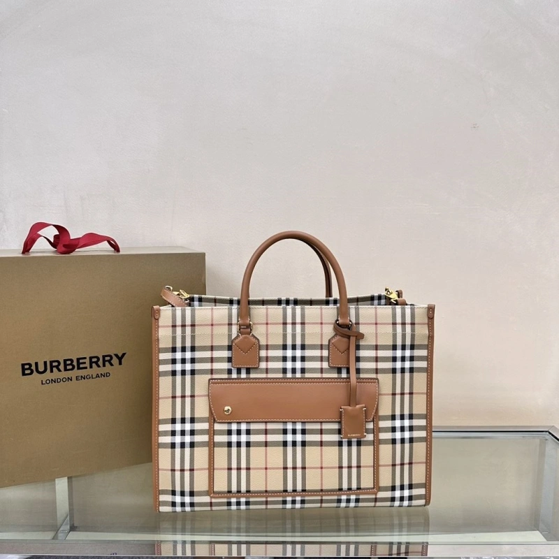 Burberry Shopping Bags 4237H-0089