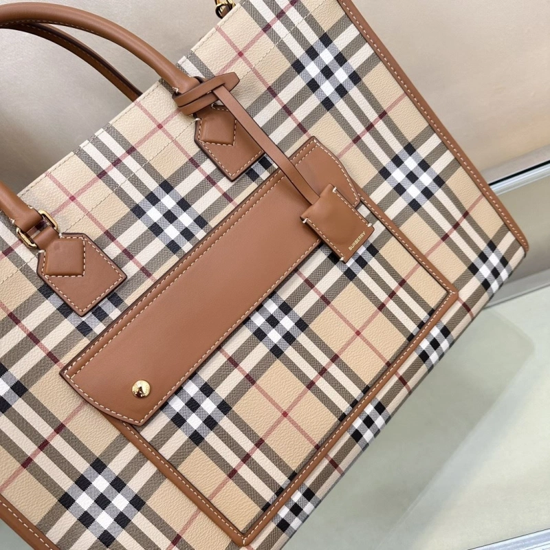 Burberry Shopping Bags 4237H-0089