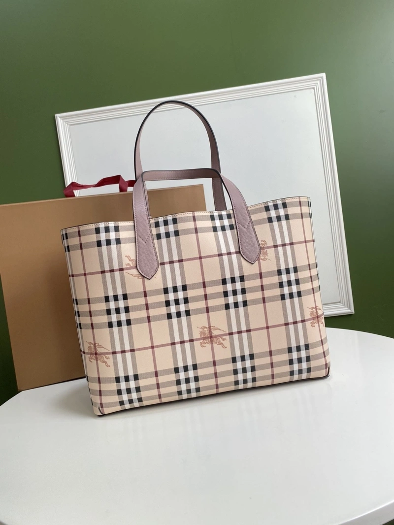 Burberry Shopping Bags 4237H-0092