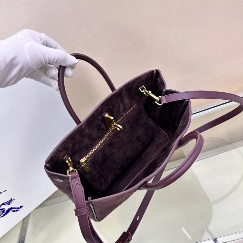 Burberry Shopping Bags 4237H-0095