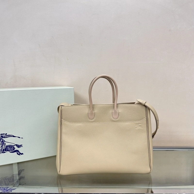 Burberry Shopping Bags 4237H-0098