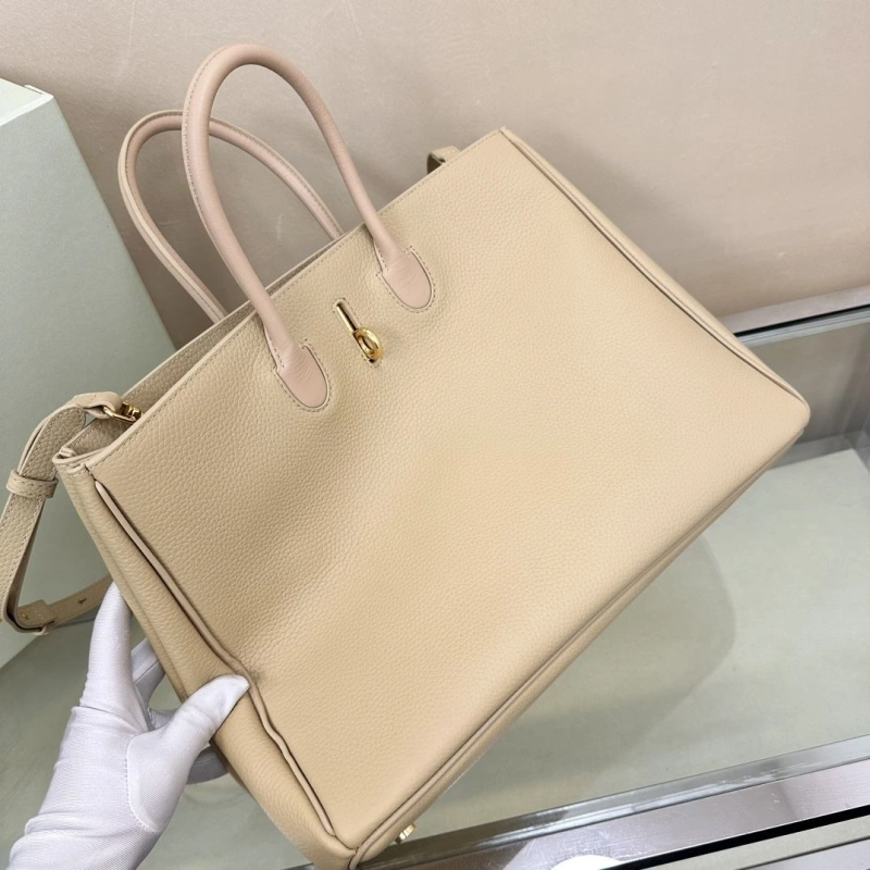 Burberry Shopping Bags 4237H-0098