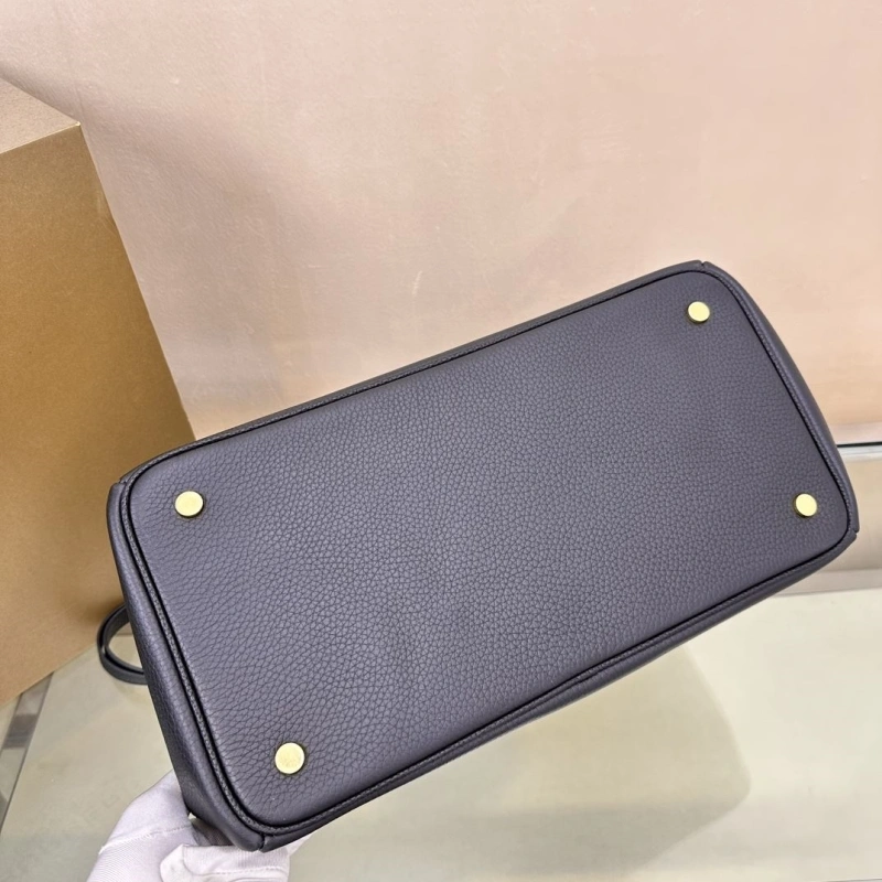 Burberry Shopping Bags 4237H-0099