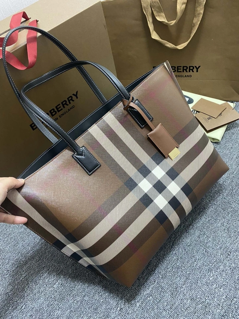 Burberry Shopping Bags 4237H-0113