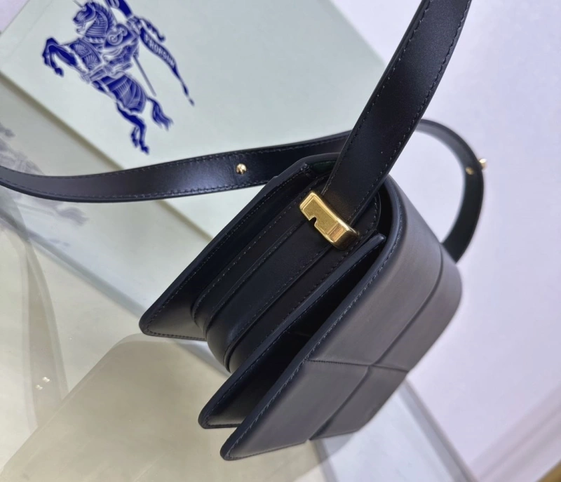 Burberry Top Handle Bags 4237H-0116