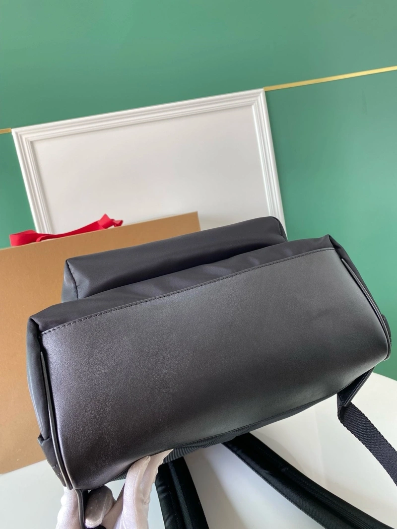 Burberry Backpacks 4237H-0137