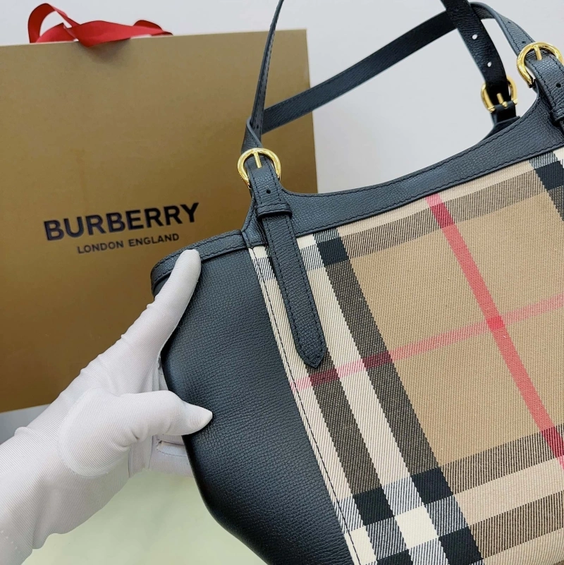 Burberry Shopping Bags 4237H-0149
