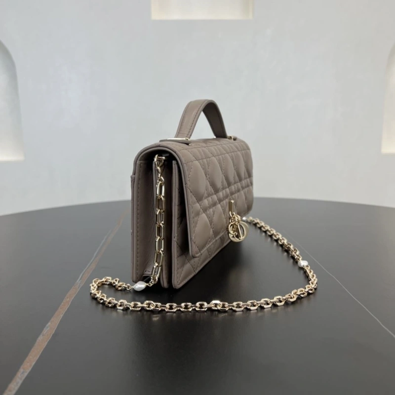 Dior Top Handle Bags 4250I-0028