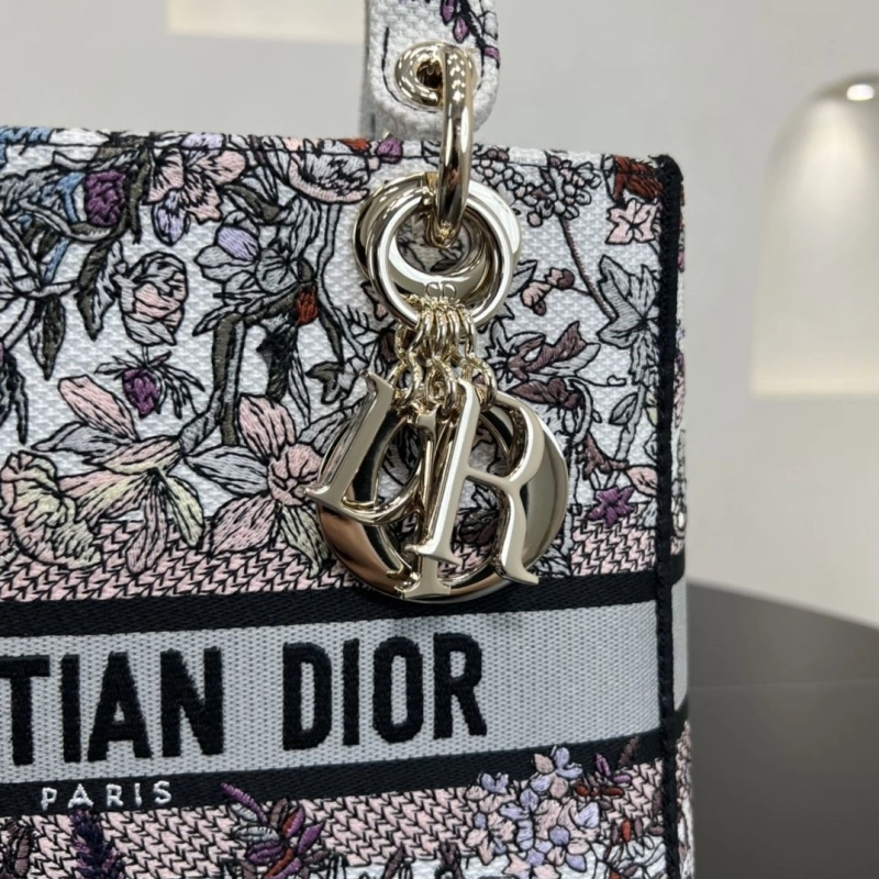 Dior Shopping Bags 4250I-0083