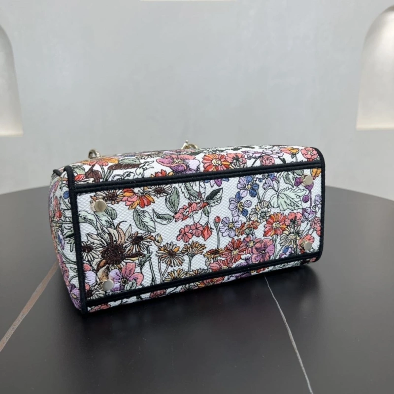 Dior Shopping Bags 4250I-0084