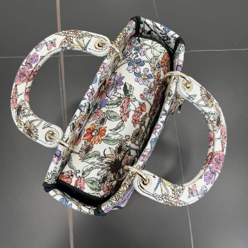 Dior Shopping Bags 4250I-0084