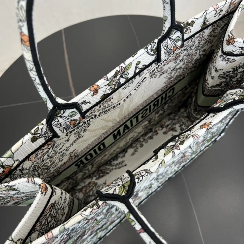 Dior Shopping Bags 4250I-0094