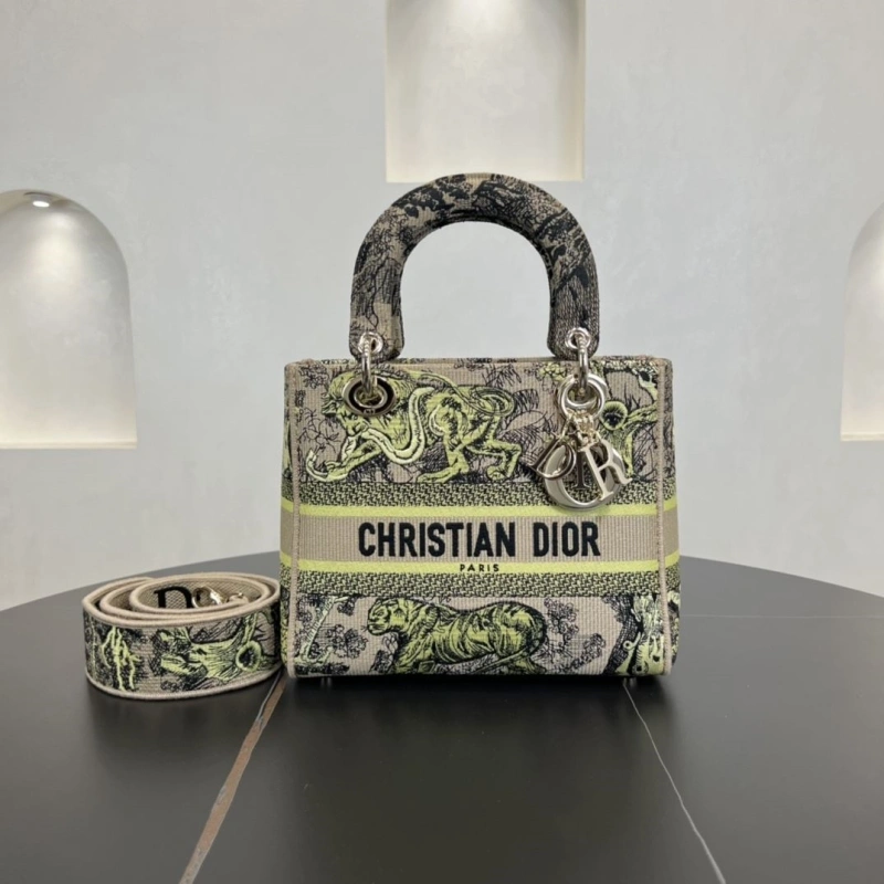 Dior Shopping Bags 4250I-0098
