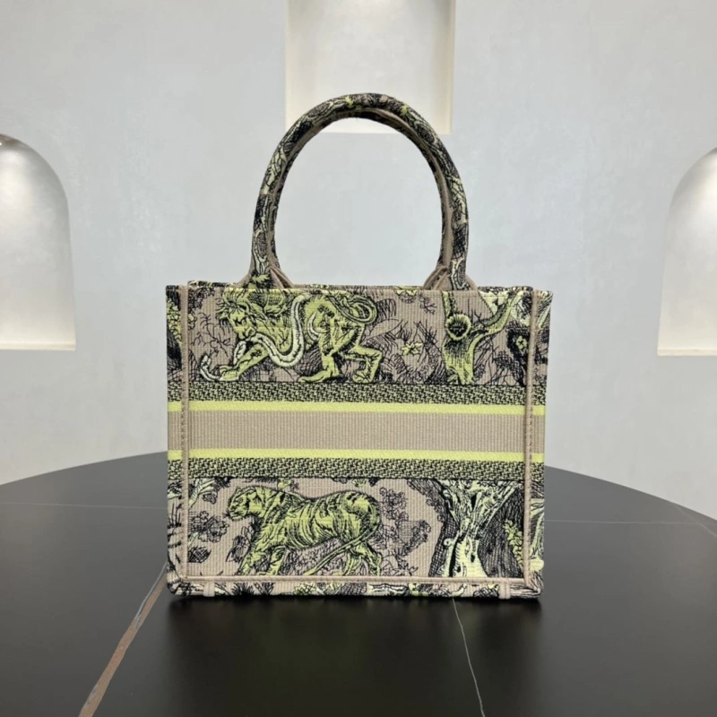 Dior Shopping Bags 4250I-0101