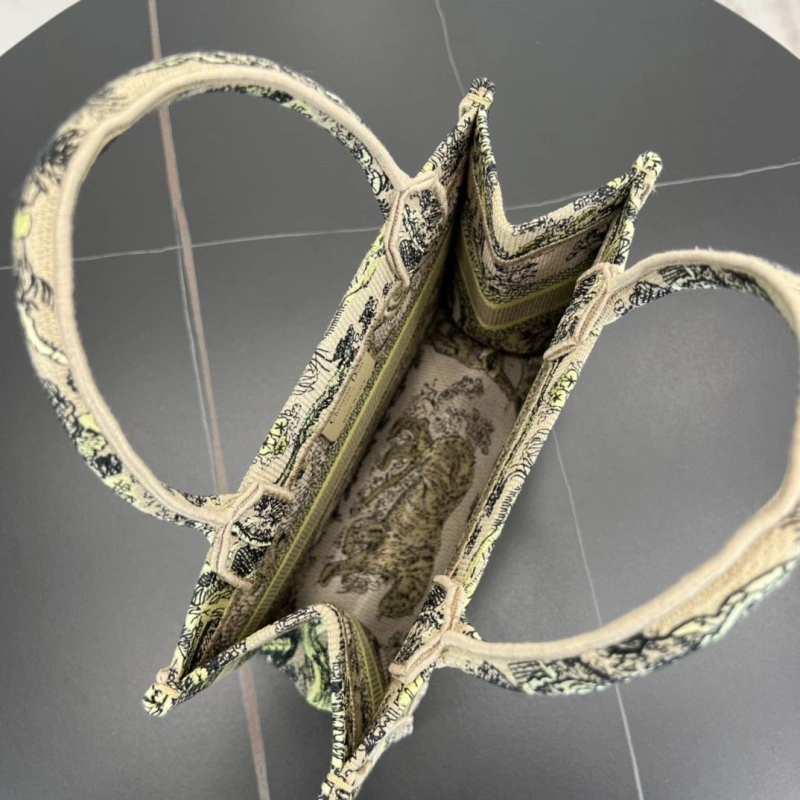 Dior Shopping Bags 4250I-0101