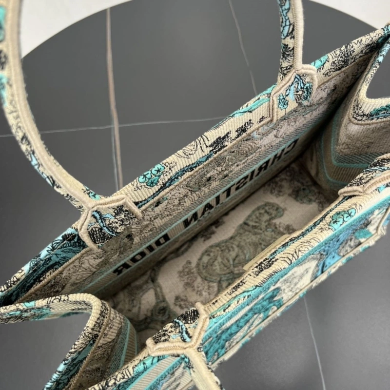 Dior Shopping Bags 4250I-0103